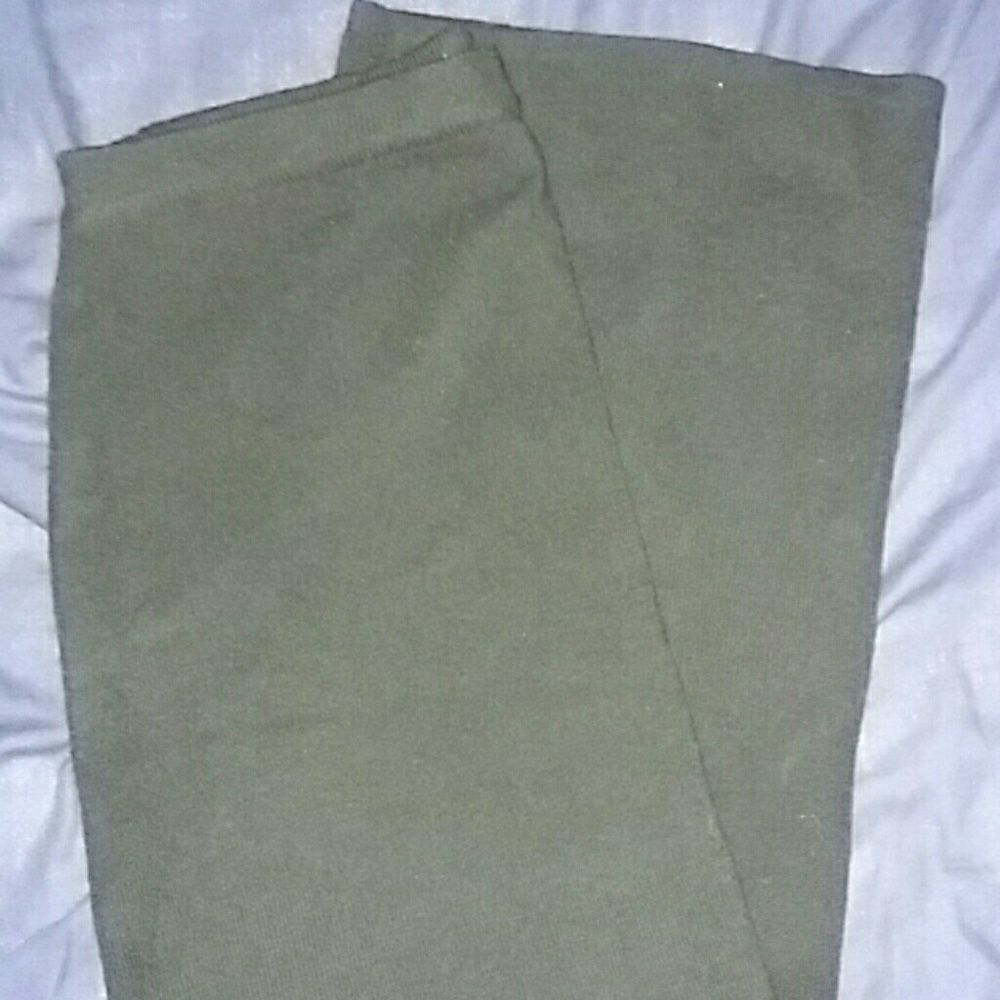 Long black Skirt free To Bundle